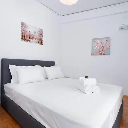 Sea Breeze 2 Bedroom - 10 Min Walk To *