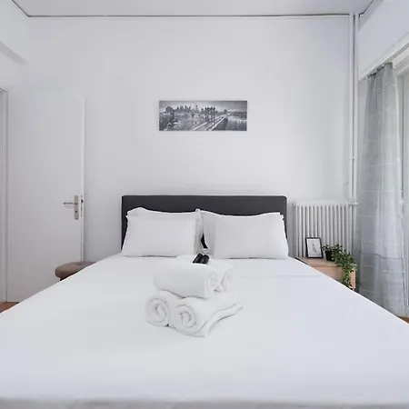 Sea Breeze 2 Bedroom - 10 Min Walk To Apartment *